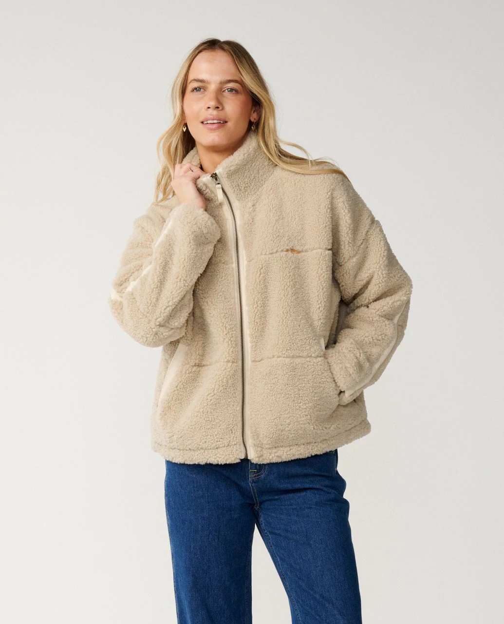 Cala Nights Sherpa Jacket - Image 4