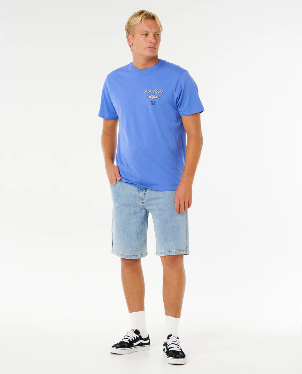 Fade Out Icon Tee - Image 4