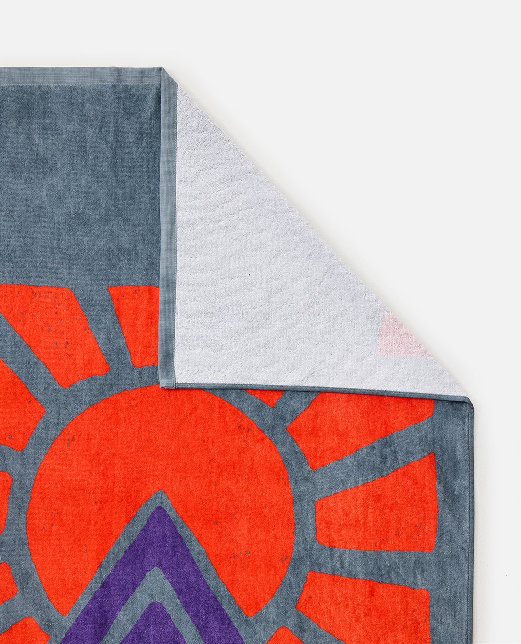 Sunstash Beach Towel - Image 4