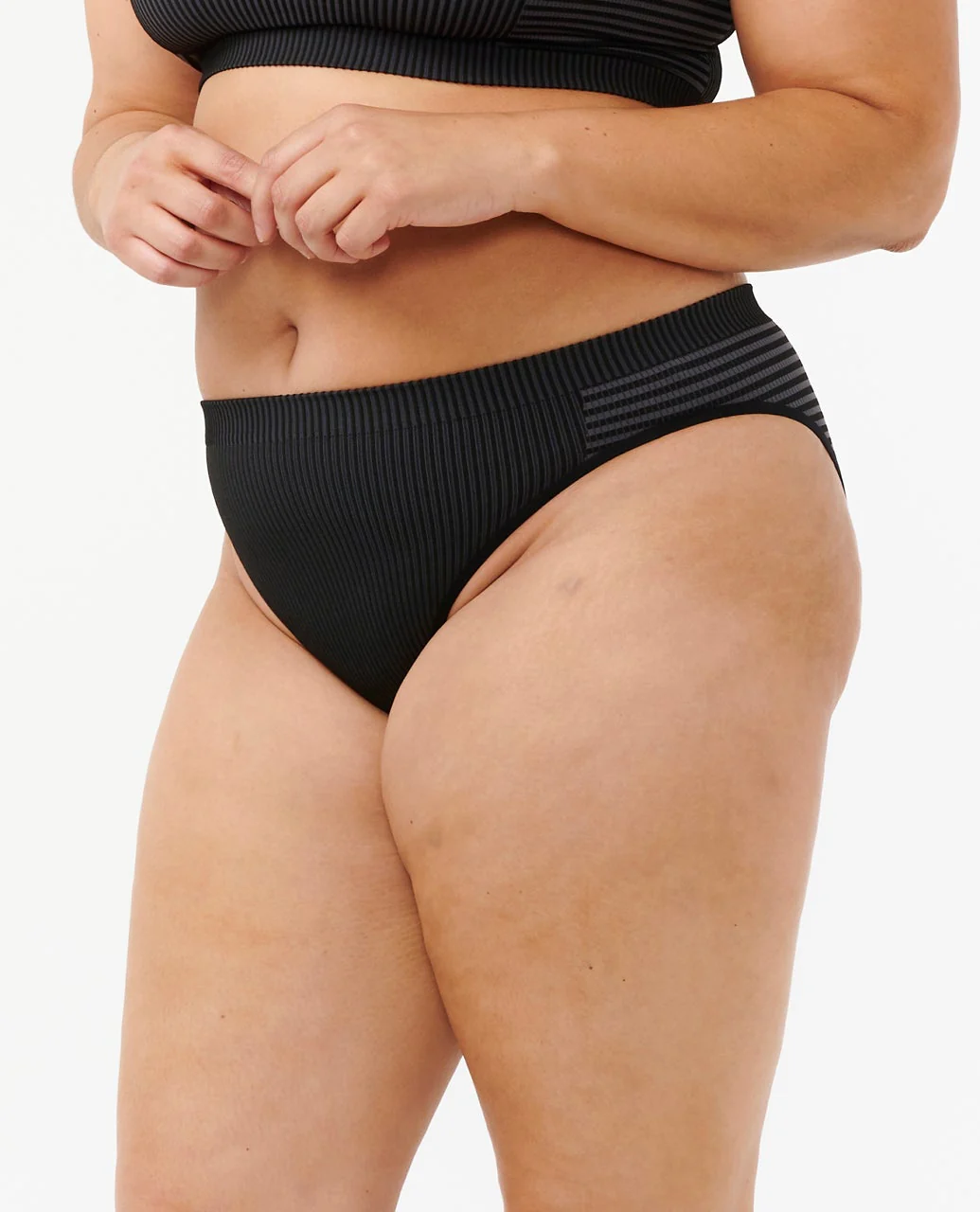 The One 2.0 Bottom - Image 8